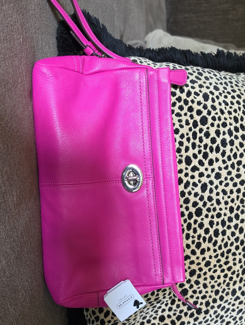 NWT Coach Fuchsia Leather Turnlock Large Clutch/Wristlet